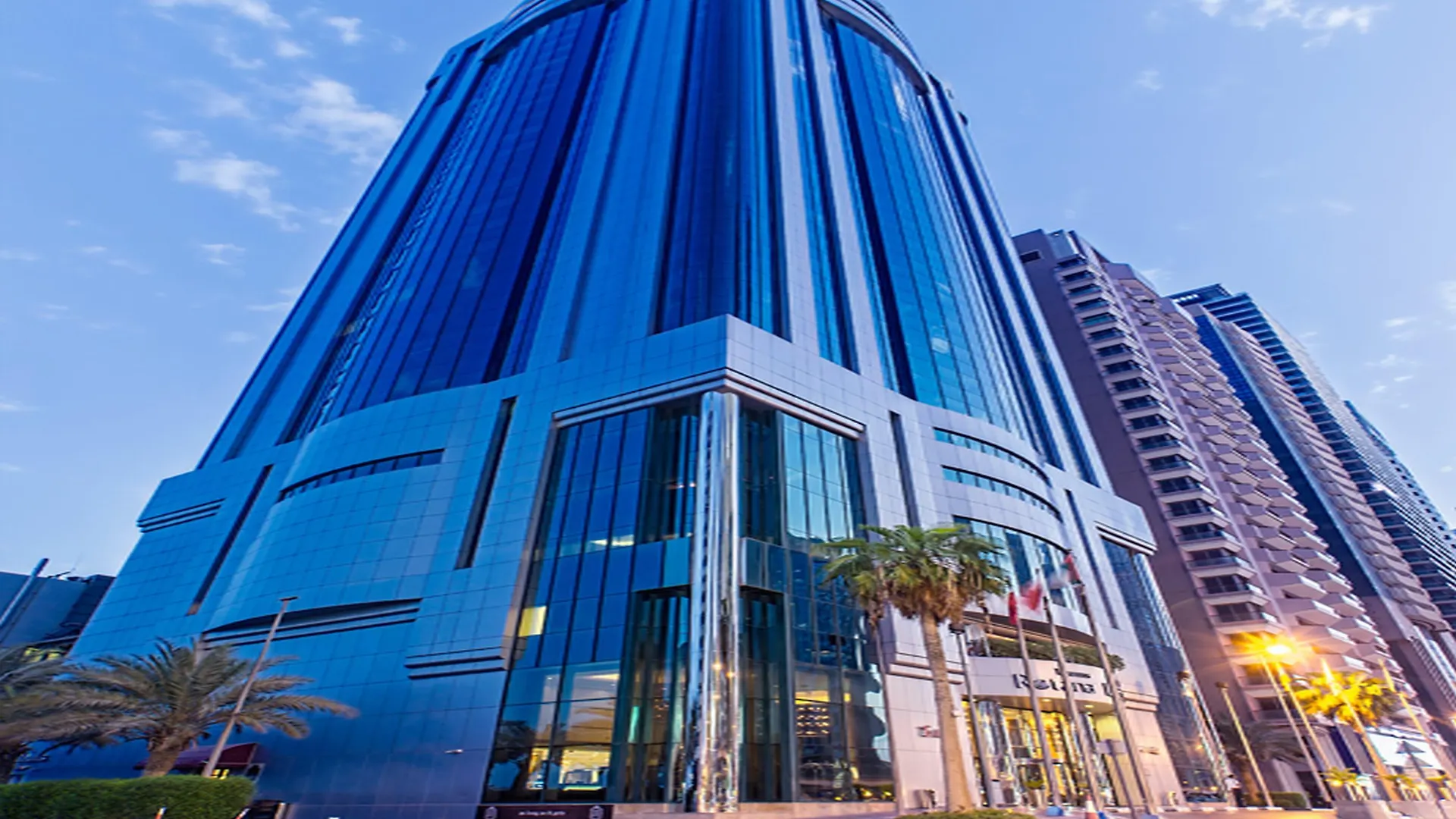 Towers Rotana - Dubai Hotel 4*,