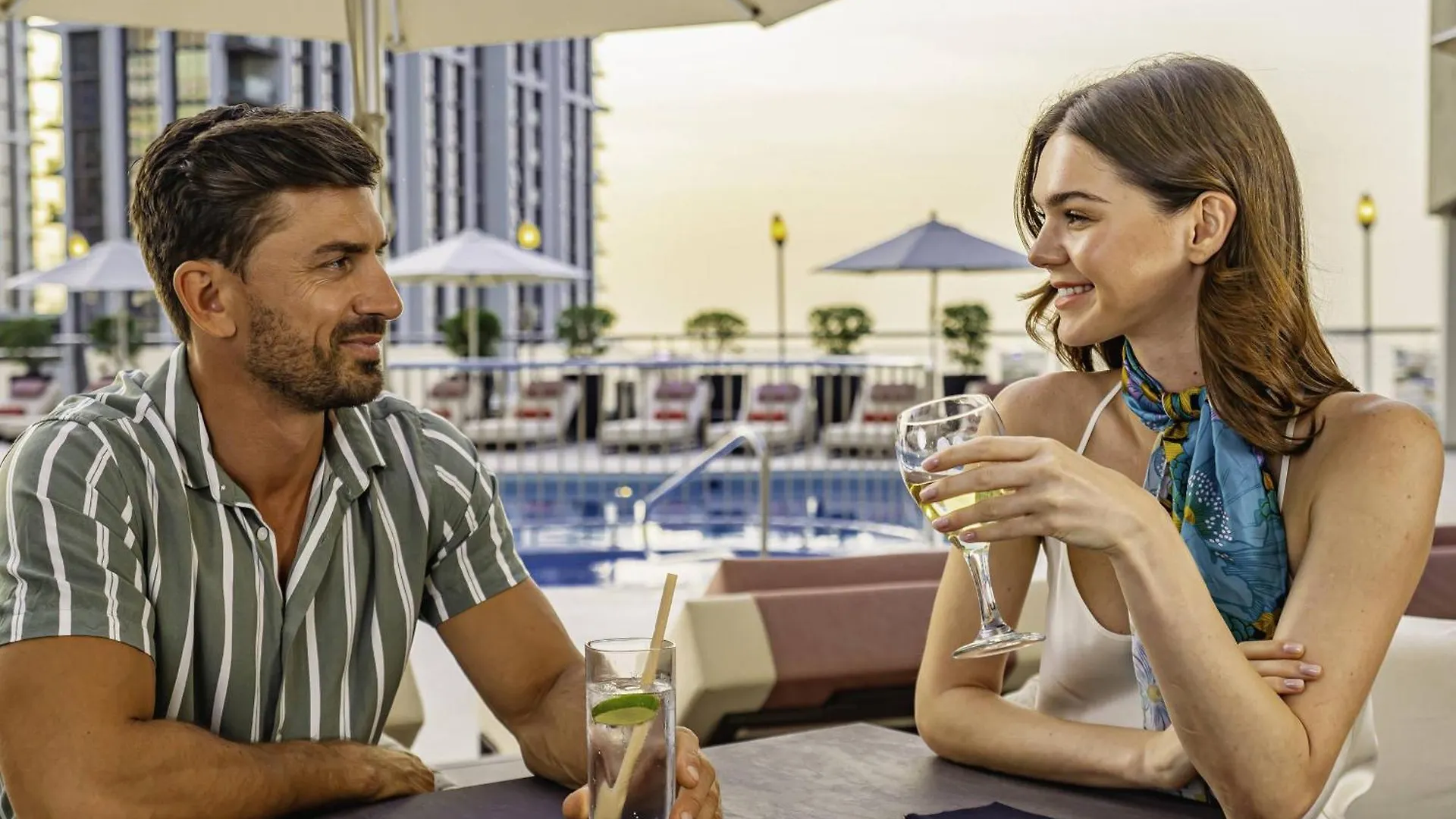 Hotel Towers Rotana - Dubaj